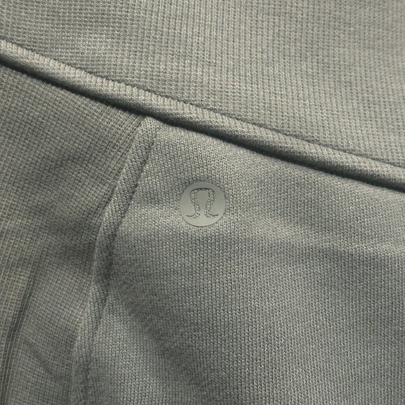 NWT Lululemon Scuba High Rise Mini Skirt Size Large (GREU) LW8ALSS - Picture 7 of 12